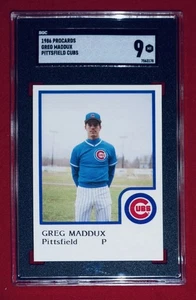 1986 Procards Greg Maddux Novato SGC 9 Pittsfield Cubs Ligas Menores Salón de la fama - Imagen 1 de 2