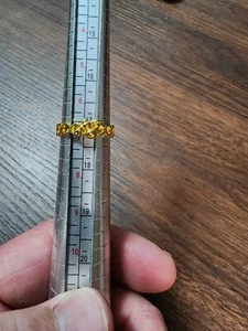 Gold bee ring size 7 - Picture 1 of 3