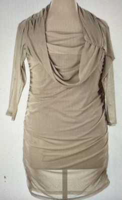 Vestido de cocktail Primark bege gola alta manga 3/4 franzido tamanho GG novo com etiquetas - Imagem 1 de 4