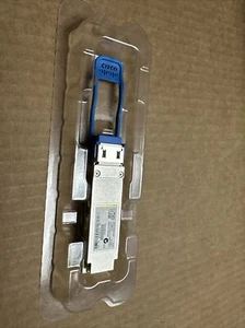 NEW GENUINE CISCO QSFP-40GE-LR4 - QSFP 40GBASE-LR4 LC 10KM - Picture 1 of 3
