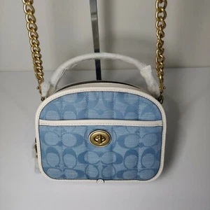 NWT Coach C4688 Lunchbox Top Handle In Signature Chambray With Quilting - Picture 1 of 7