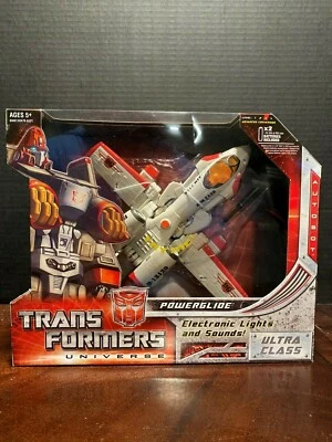 New-Transformers Universe Classic Series-Autobot PowerGlide-Ultra Class - Image 1 of 4