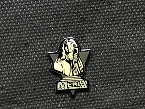 PINS PIN ENAMEL MEDIA ANTENNE 2 FR2 LA NUIT DES MOLIERES  - Picture 1 of 1