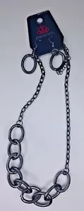 NUEVO Juego de Pendientes y Collares de Joyería Paparazzi "Cadena Ennegrecida"" Negro - Imagen 1 de 2