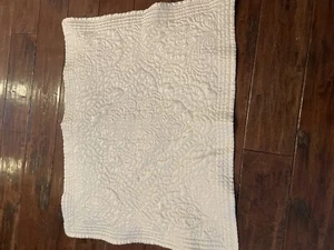 Martha Stewart Quilted Pillow Sham Off White Beautiful - Picture 1 of 9