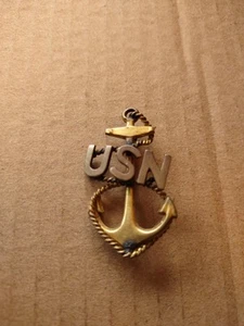 NAVY CPO BADGE PRE WWII CHIEF PETTY OFFICER HAT CAP BADGE PIN 1920s ERA - Picture 1 of 3