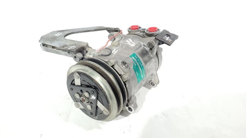 1994 劳斯莱斯 Silver Spur iii 原始设备制造商交流压缩机 6.75L SD7V16 — 第 1/4 张图片