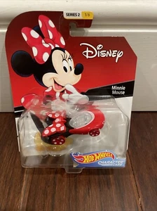 New 2017 Hot Wheels Character Car MINNIE MOUSE Disney Diecast Series 2 1/6 - Picture 1 of 4