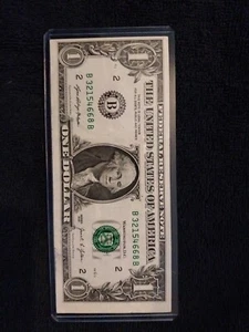 NÚMERO DE SERIE DE LUJO 2021 (UN DÓLAR) - DESCENTRADO - NOTA DE ERROR MAL CORTADA - Imagen 1 de 6