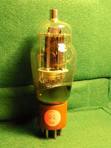 One Vintage RCA CRC-1625 VT-136 Tube Used TV-7 Tested @ 62 with minimum 40 #5 - Picture 1 of 3