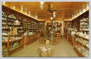 Cartolina Hook's Historical Drug Store Pharmacy Fairgrounds Indianapolis IN c1967 - Foto 1 di 2