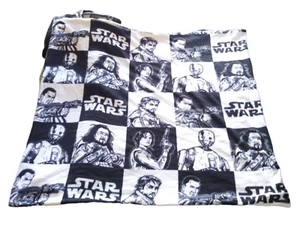Manta polar Star Wars blanco y negro a cuadros 58x52 ciencia ficción decoración del hogar - Imagen 1 de 4