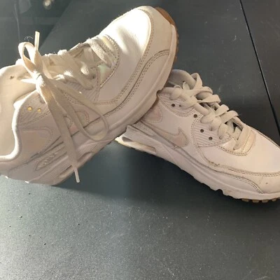 Nike 90 SE mid GOAT white youth size 5Y Women’s 7 Shoes Sneakers F - Image 1 of 4