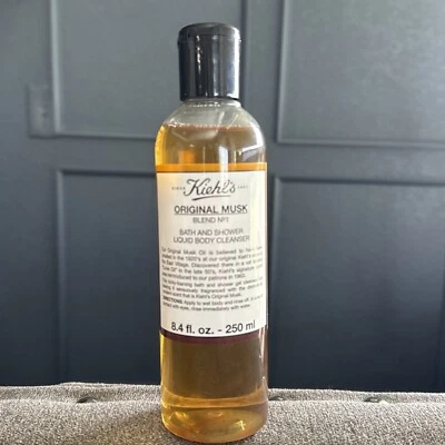 LIMPADOR CORPORAL KIEHL'S ORIGINAL MUSK líquido para banho e chuveiro 8,4 fl. oz. - Imagem 1 de 4