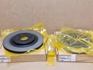 Kia Sorento Hybrid EX Rear Brake Pad Set 2021-2024 1.6L 58411P2700 Genuine NEW - Picture 1 of 11