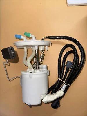 Conjunto de módulo de bomba de combustible genuino Motorcraft PFS-10 para Ford Windstar 2001-2003 Foto 1 de 4