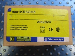 NEW SQUARE D GREEN PUSH BUTTON NON-ILLUMINATED 9001KR3GH5 - Picture 1 of 5