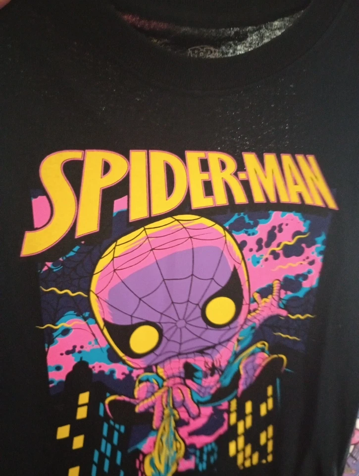 Funko Pop Tees Marvel Spider-Man Black Light Version Kids t-shirt Size XS