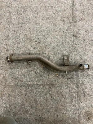 Nissan Frontier NV 2007 4,0 tubo de refrigerante lado del pasajero OEM Foto 1 de 4