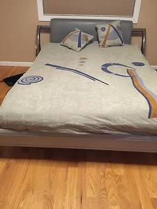 bedspread - Picture 1 of 6