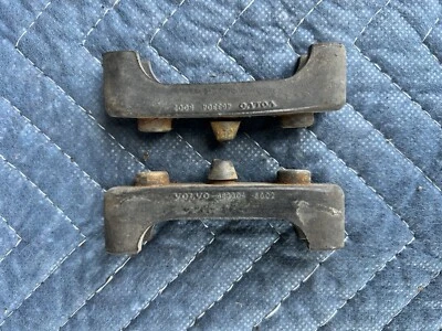 1986 - 1993 年沃尔沃 240 740 940 散热器安装靠垫一对 46344 原始设备制造商 #3725E — 第 1/4 张图片