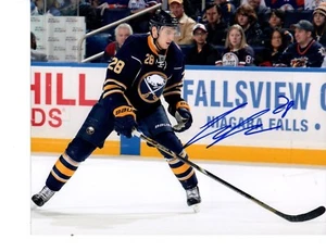 Zemgus Girgensons Buffalo Sabres Signed 8x10 Photo LOM COA (PH2819) - Picture 1 of 2