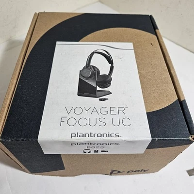 Plantronics B825 Voyager Focus UC Bluetooth USB Headset + Stand - Image 1 of 4