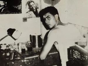 Vintage Photo - Handsome Young Soldier - Gay Interest #85 - Picture 1 of 3