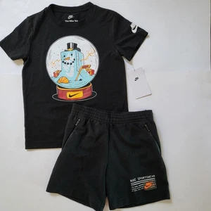 Nike Weihnachten 2-teiliges Fleece Shorts Set T-Shirt & Shorts Jungen Gr. 6 schwarz - Bild 1 von 4