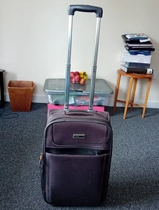 Antler 2 Wheel Expanding Cabin Suitcase Grey 50x35x14 cms VGC - Picture 1 of 10