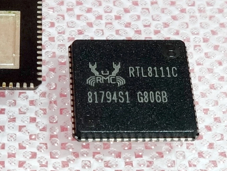 RTL8111C Realtek Gigabit Ethernet Controller QFN-64 - Image 1 of 3