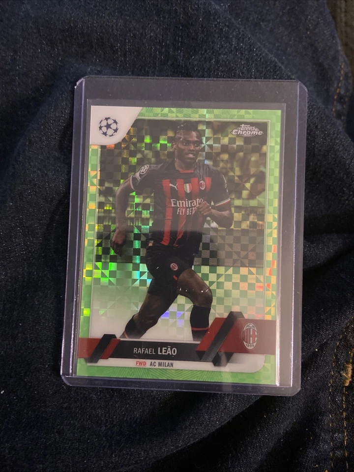 2022-23 Topps Chrome UEFA UCC Rafael Leao Green Checker Refractor /399 #146 - Image 1 of 1