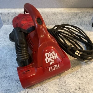 Dirt Devil Ultra Hand Vac Model 8230 Vacuum Cleaner & Hose TESTED Works! - Picture 1 of 16