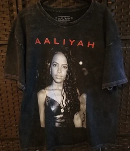 Vintage AALIYA T SHIRT XL - Picture 1 of 5