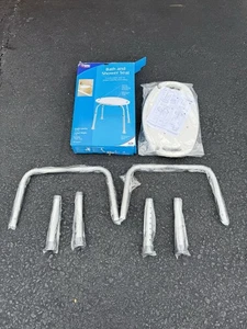 Asiento de baño y ducha Carex 300 lb capacidad patas ajustables - Imagen 1 de 3