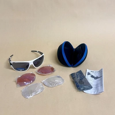 Tifosi Amok Cycling Sunglasses - White/Black - Three Interchangeable Lenses - Image 1 of 4