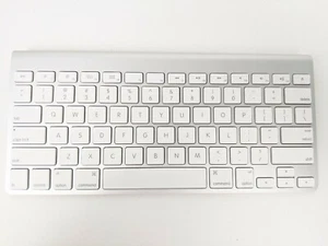 Apple Wireless Keyboard A1314 MC184LL/B Laptop Computer Mac - Picture 1 of 7