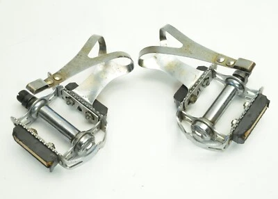 BICICLETA DE CARRETERA PLUMA INGLESA ACERO RAT TRAP PEDALES CLIPS PARA PUNTERA 9/16 x 20 TPI Foto 1 de 4