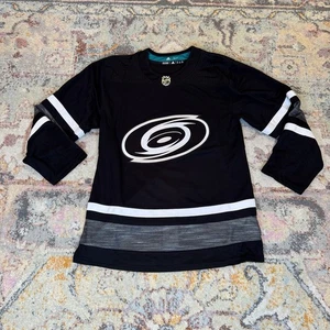 ADIDAS NHL AUTHENTIC 2019 ALL STAR PARLEY TRIKOT CAROLINA HURRICANES SCHWARZ 46 - Bild 1 von 9