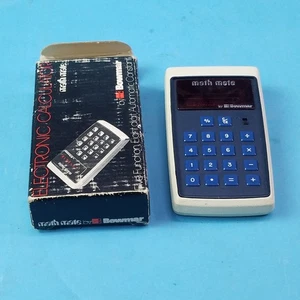 Calculadora matemática hecha por Bowmar en los años 70 con instrucciones de caja y funciona - Imagen 1 de 10