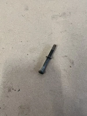 2001 Yamaha Breeze 125 Airbox Lid Screw  B666 Foto 1 de 3