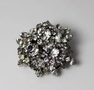Vintage White Rhinestone Silver-Tone Multidimensional Floral Pin 1-5/8" - 5130 - Picture 1 of 7