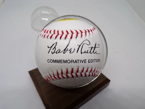 MLB Babe Ruth 100th Anniversary Commemorative Edition Baseball 1995 Vintage Cover