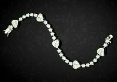 Brazalete de tenis para mujer con corazón de diamantes creado en laboratorio VVS1 acabado de oro blanco de 14 quilates de 5 quilates Foto 1 de 3