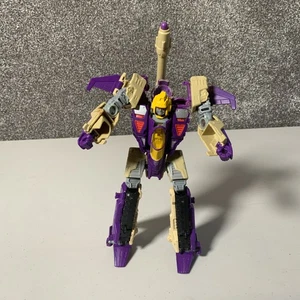 Transformers Generations: (Triple Changer Voyager, 2013) Blitzwing - Bild 1 von 11
