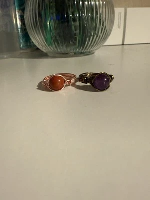 Anel de cristal caseiro tamanho 6 em um pacote com 2! Fiação verde-dourada e ouro rosa - Imagem 1 de 4