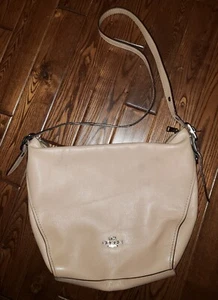 Coach 21378 Tan/Beige  Crossbody Dufflette Leather Shoulder Handbag See Photos - Foto 1 di 23