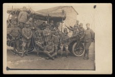Soldati italiani su autocarro con riflettore (WW1, foto, cartolina)