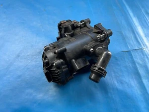 BMW Mini One/Cooper/S Thermostatgehäuse (8631943) F54/F55/F56/F57/F60 - Bild 1 von 6