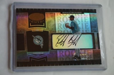Ronald Belisario 2004 Leaf Certified Cuts  AUTOGRAPH Baseball Card #290  447/499 - Image 1 of 4